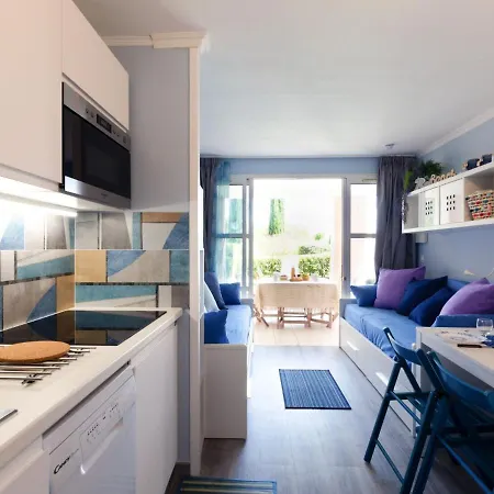 Apartment Village Cap Esterel - L'esquinade-31 By Interhome