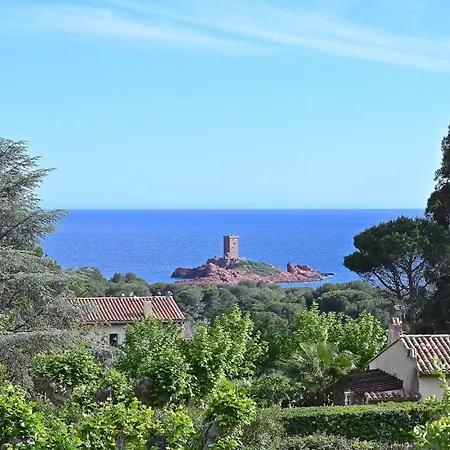 L'esquinade - F6 019 By Interhome Apartamento Saint-Raphaël